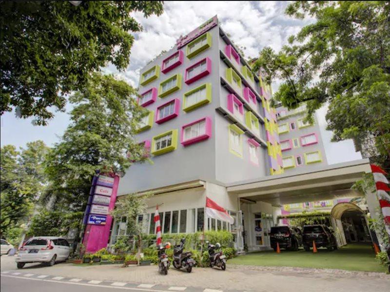 Hotel O Gambir Near Juanda Station Formerly Bunga Dahlia Jacarta Exterior foto