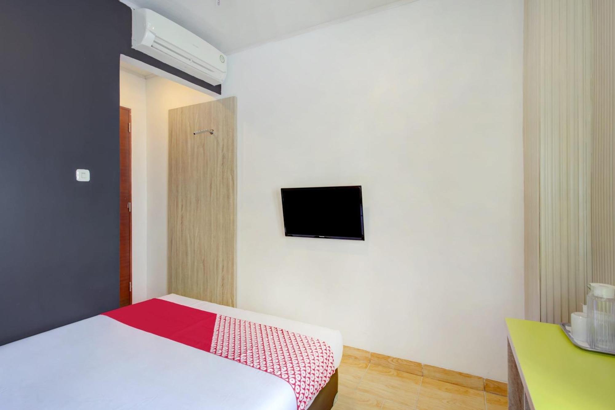Hotel O Gambir Near Juanda Station Formerly Bunga Dahlia Jacarta Exterior foto